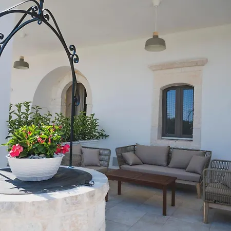 Country house Dimorae Cama Cisternino