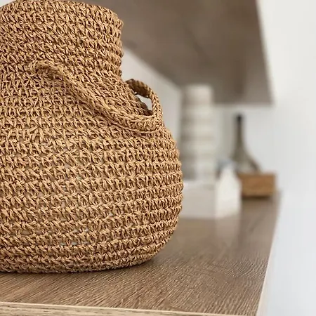 Dimorae Cama * 치스테르니노